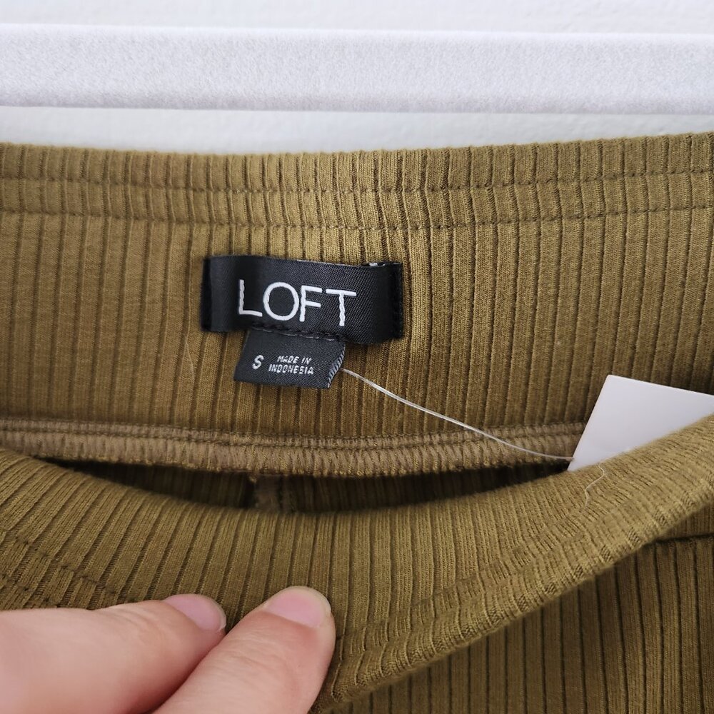 LOFT Olive Green Ribbed Cropped Stretchy Wide Leg Casual Pants - Size S - Picture 5 of 8